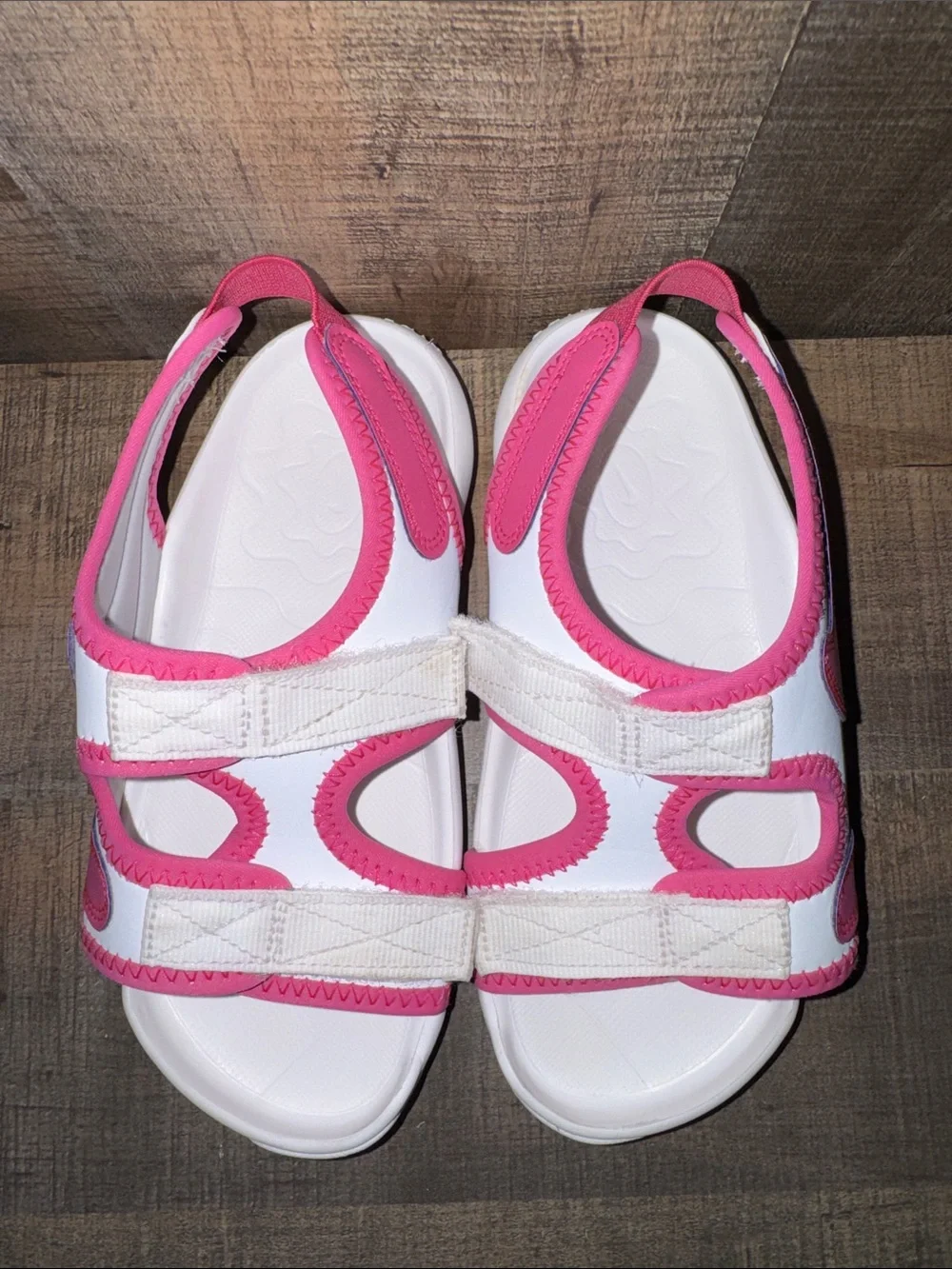 NIKE Kids Pink and White Sports Sandals- size 13C